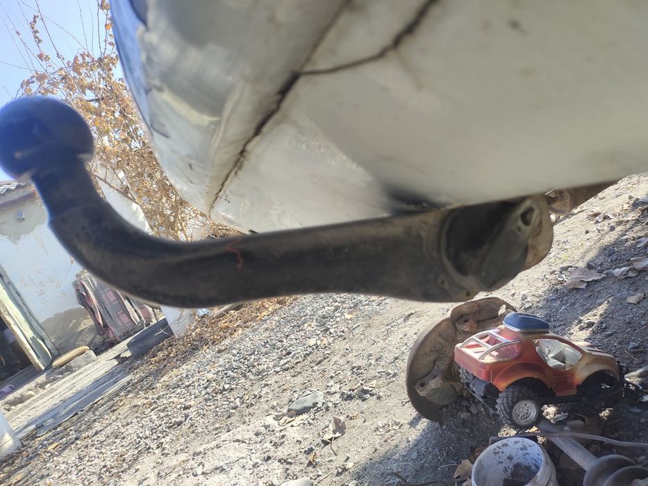 Оригинальный съемный фаркоп Mersedes E-Class