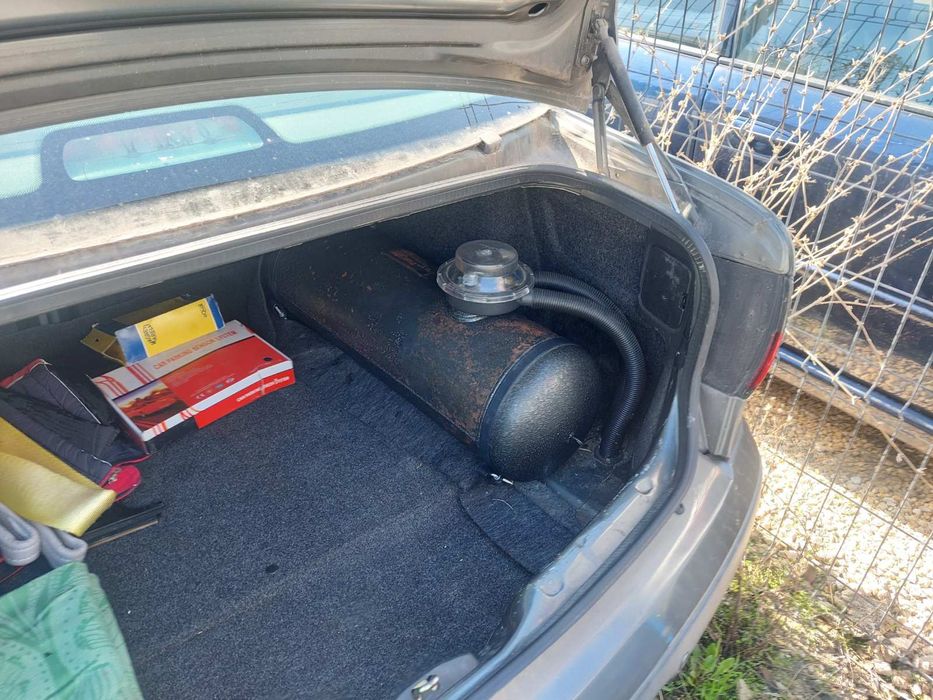 Продавам Рено Меган