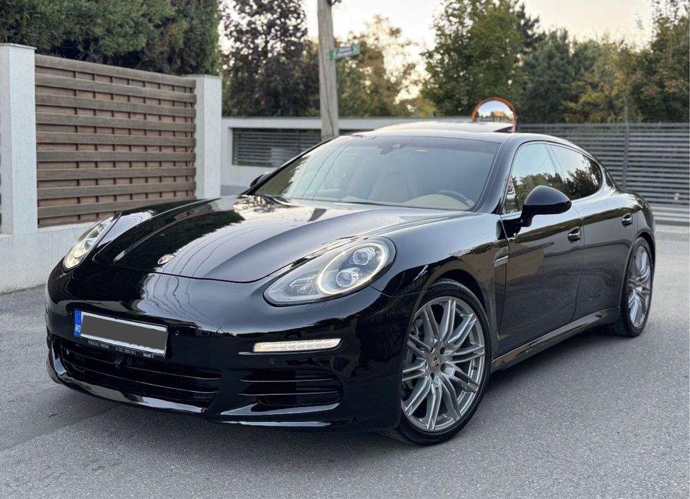 Porsche Panamera Exclusiv // 2014 Facelift // 3.0d 300cp // Variante