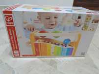Hape - Дървен пъстроцветен ксилофон с чукче