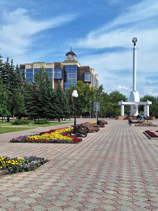 Продается 1 комнатная в самом Центре города в Парке