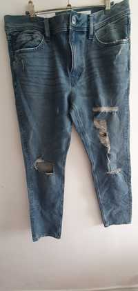 Vand blugi denim si armani