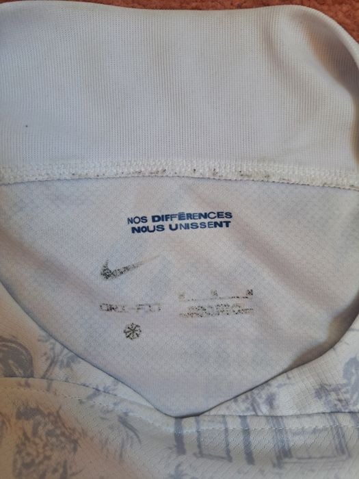 Футболна фланелка на Франция.