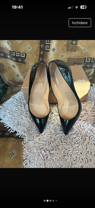 Pantofii Christian Louboutin