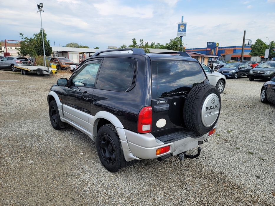 Suzuki grand vitara 1,6i benzina 2 usi 4x4 an 2005