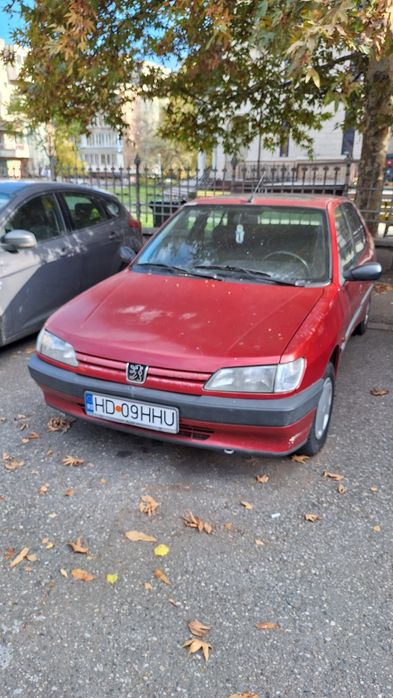 Vând Peugeot 306 sedan