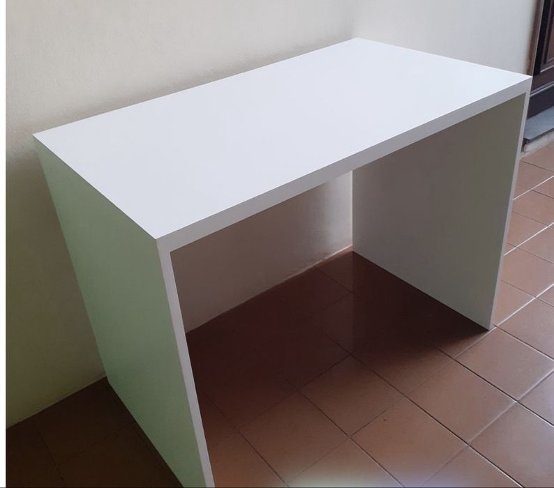 Стол и стул икеа для учебы