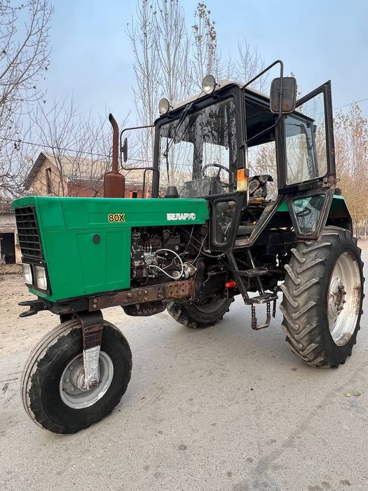 Belarus 80 traktor zavodi