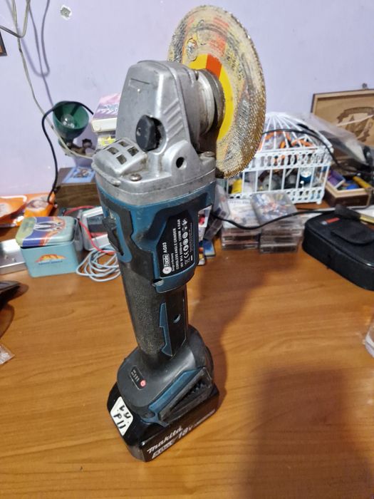 Flex cu acumulator