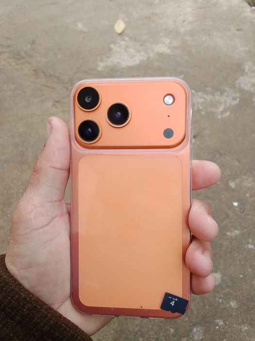 Iphone xr 17 pro korpus qilingan
