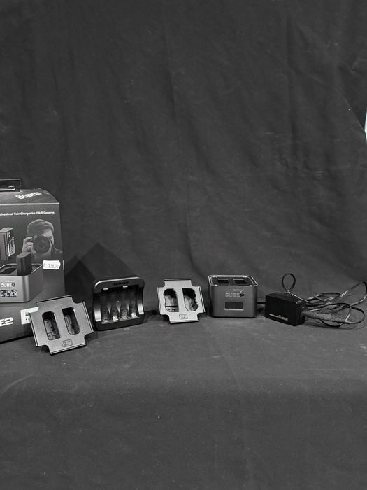 Hähnel ProCube2 зарядно за Nikon батерии EN-EL14 / EN-EL15 / EN-EL25
