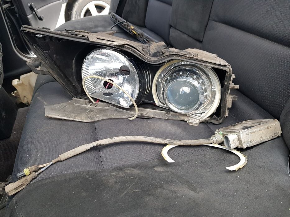 Faruri si stopuri bmw e46 facelift si non facelift  de Europa