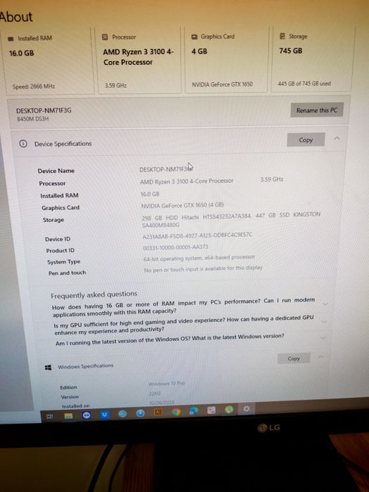 Vând unitate centrala +monitor tastatura.