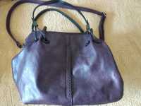 Дамска чанта с лилав отенък