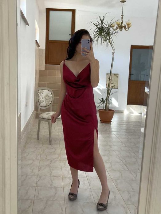 Rochie de ocazie din satin marimea M - cu eticheta - NEPURTATA