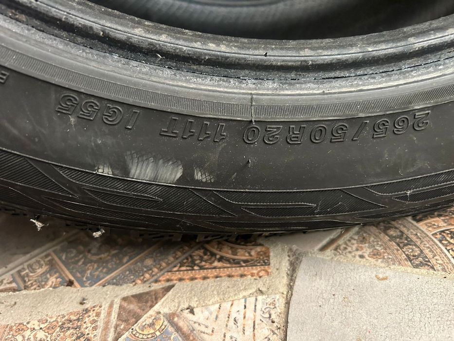Продается шины зимние yokohama шипы