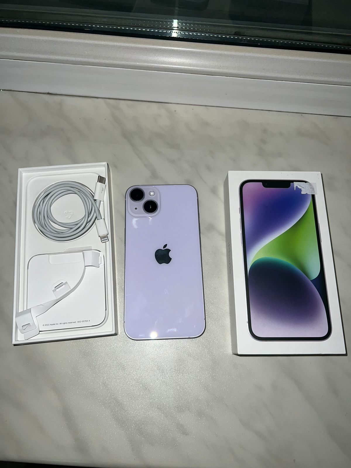 Продам Iphone 14 128gb