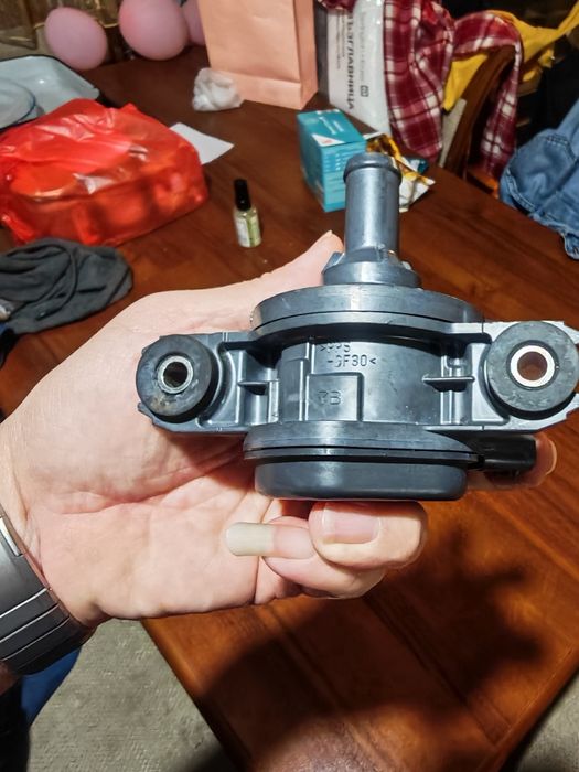 Водна помпа инвертор Тойота хибрид