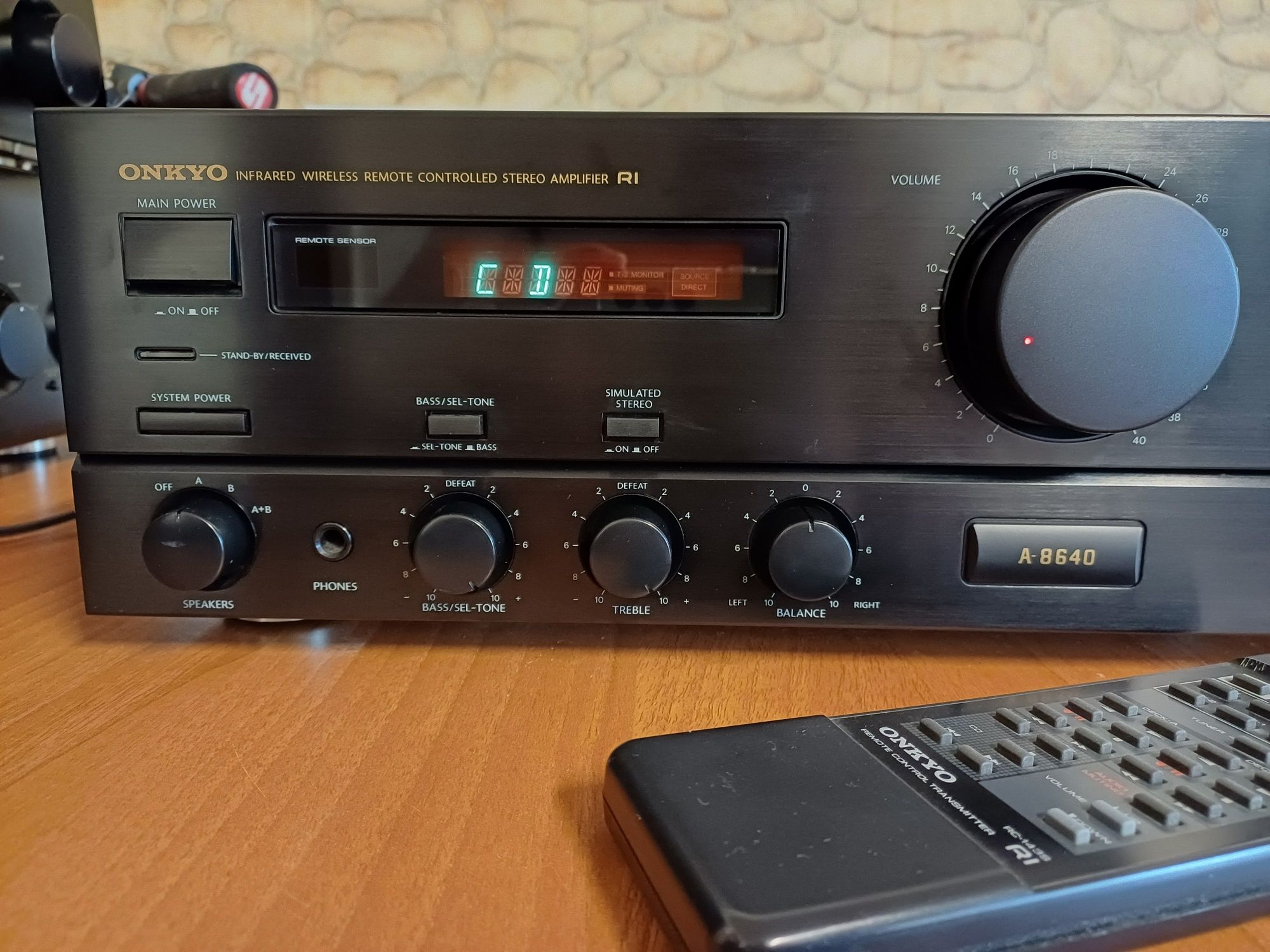 Amplificator Onkyo A8640