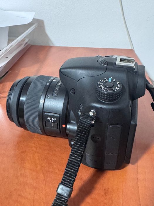 Cameră foto Sony alfa 68-in stare foarte bună- utilizată foarte puțin