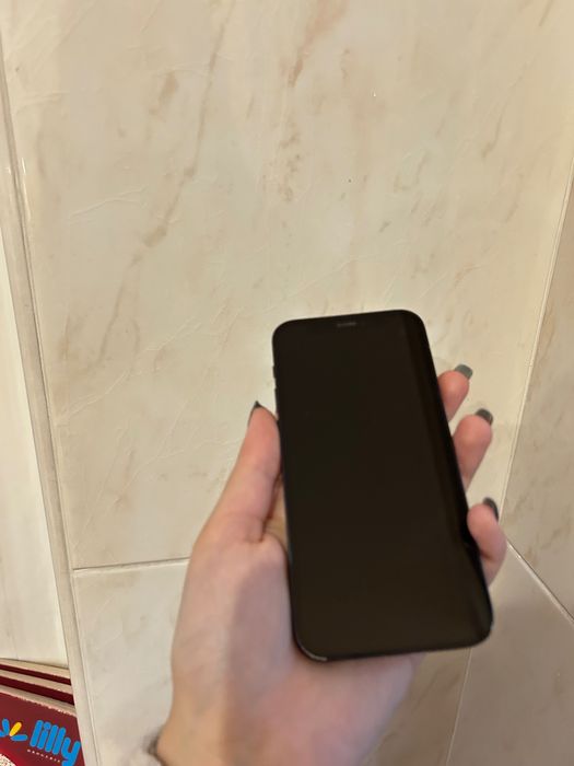 Iphone 12 mini       .