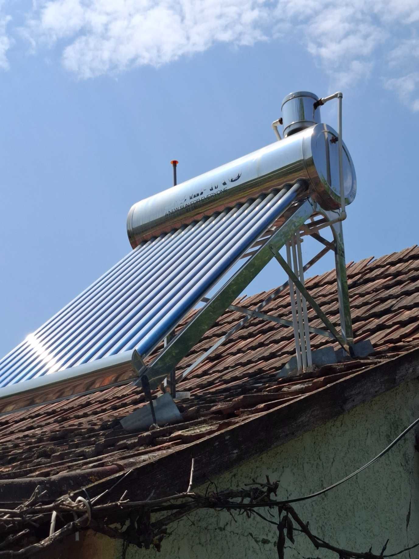 Panou solar presurizat apa calda inox 135L cu schimbator de caldura