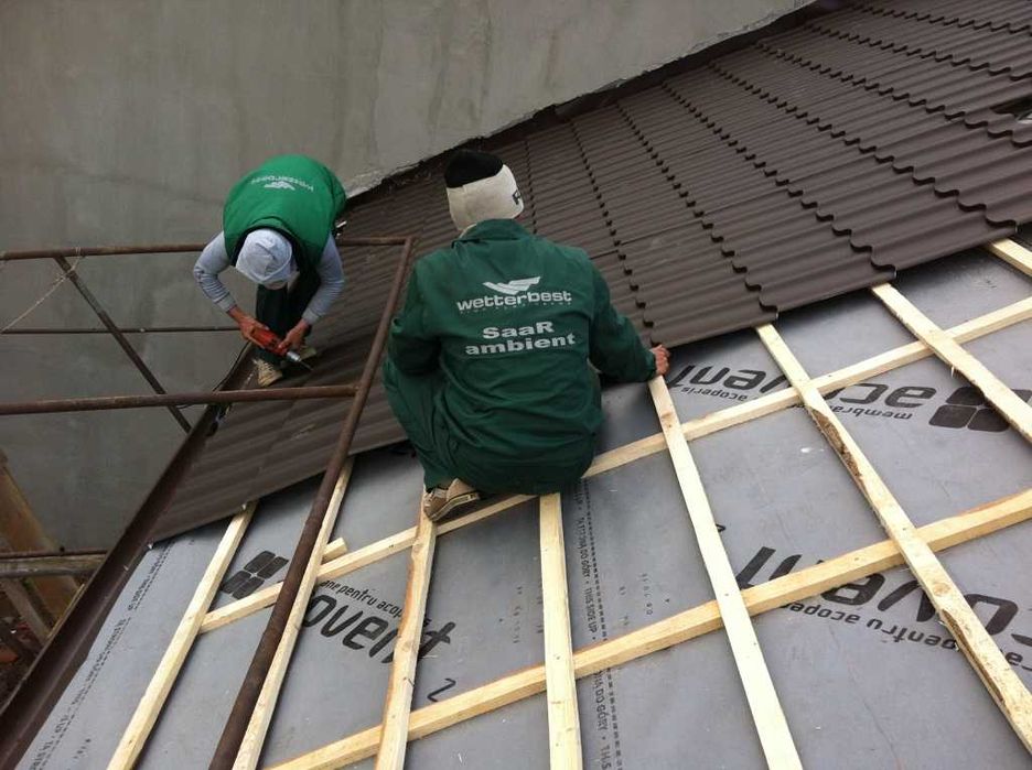 Echipa meseriasi constructori acoperisuri complete