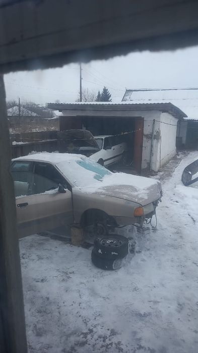 Запчасти Audi 80 b3
