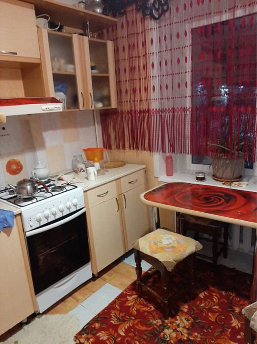 Продам 2-комнатную г. Лисаковск 4 этаж, 5-9, комнаты изолированы.