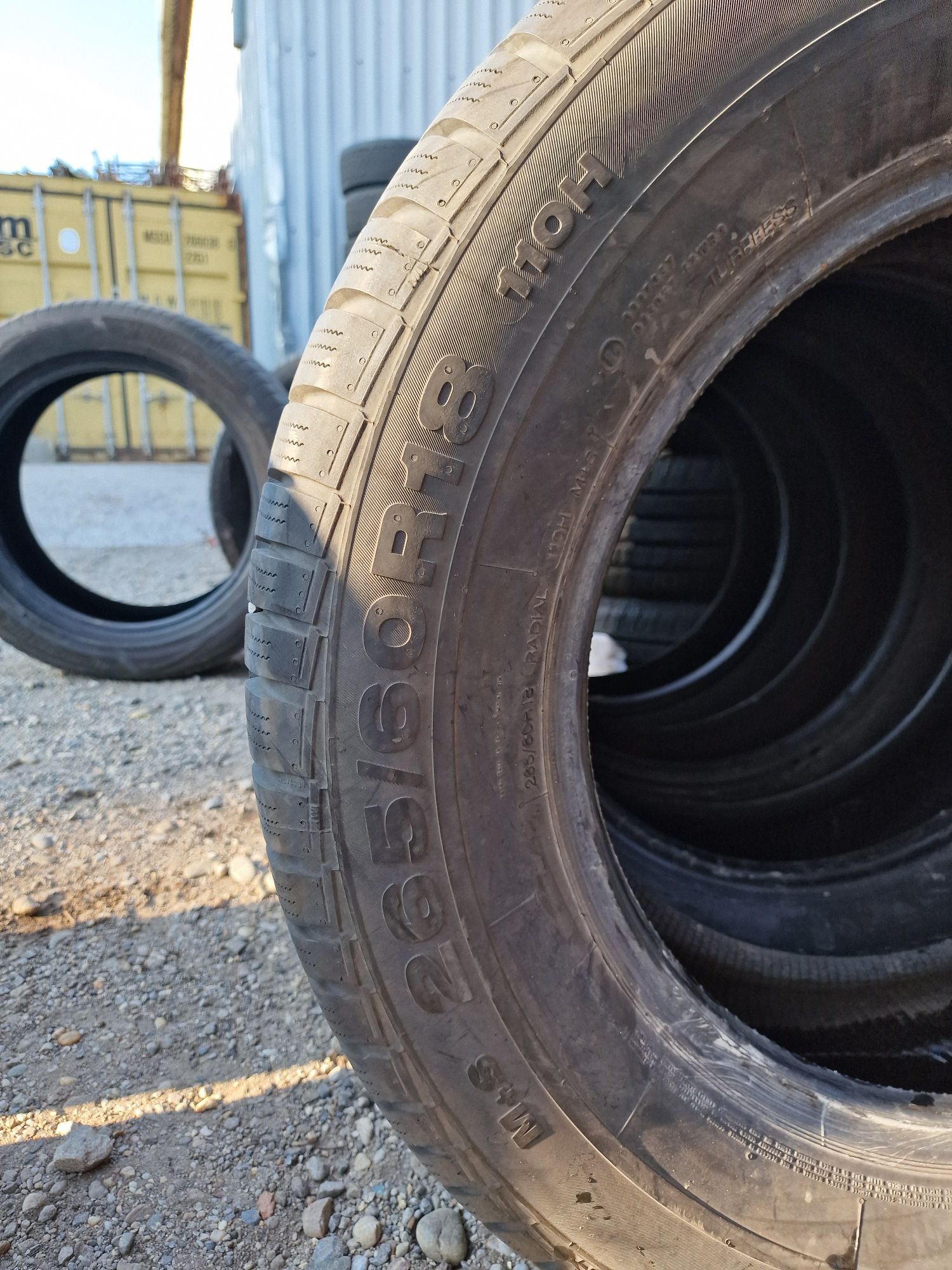 Anvelope 265/60R18 marca Continental, M+S ,DOT 2018, 8 mm
