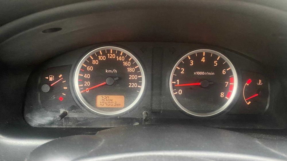 Vand Nissan Almera aflat intr-o stare foarte buna