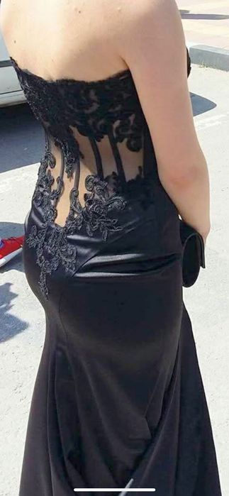 Бална/абитуриенска рокля