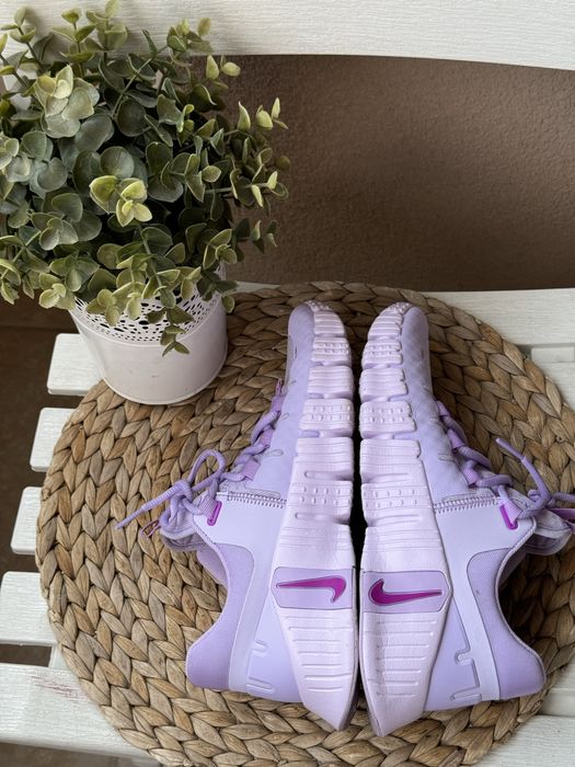 Дамски маратонки NIKE