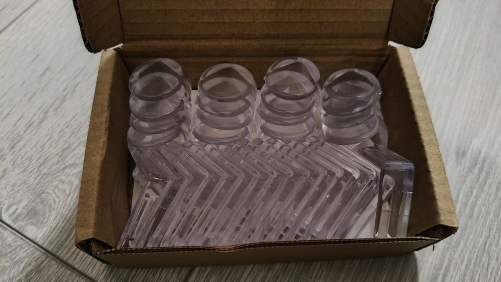 Protecții colțuri pentru bebeluși