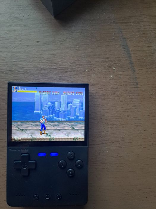 Trimui Brick - ретро гейминг конзола