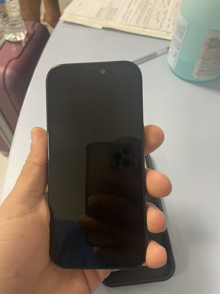 Iphone 16 pro с гаранция