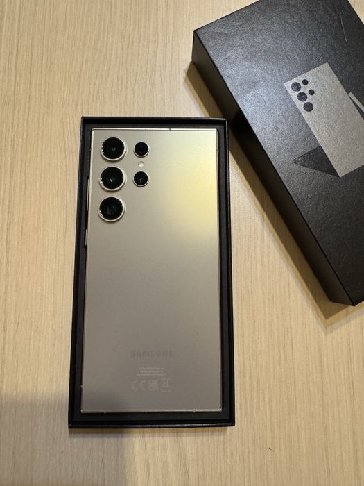 Samsung Galaxy S24 ultra dual sim 256GB, 12GB RAM