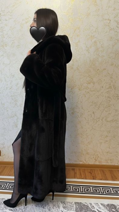 Продам шубу греция цельная!