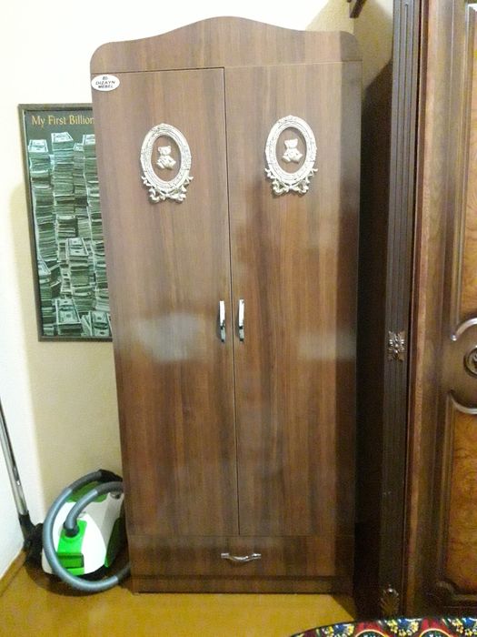 Detskiy 3/1 kravat i shkaf