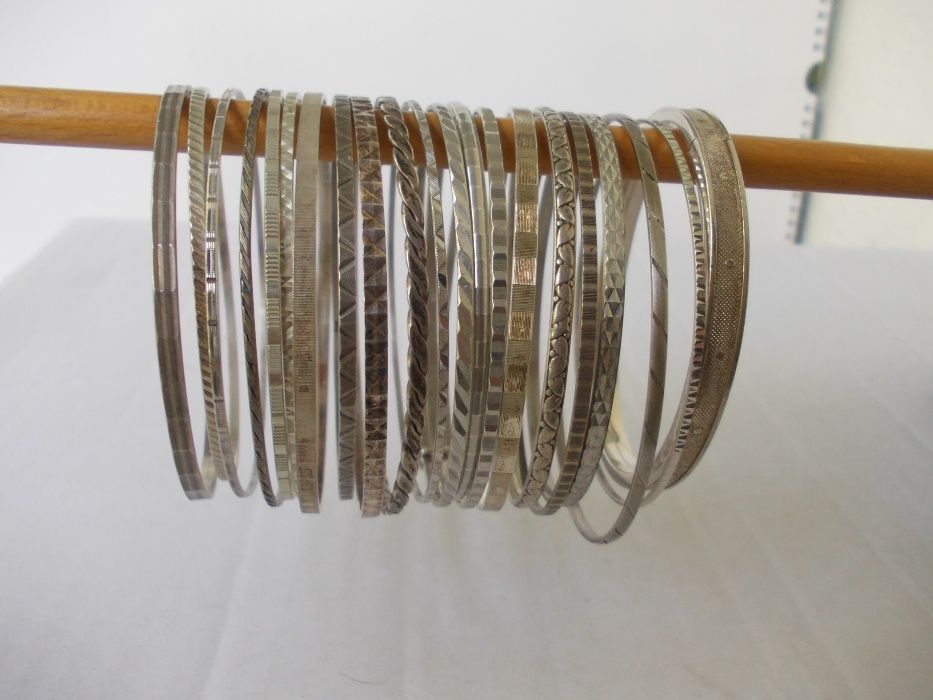 21 bratari vechi din argint