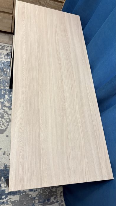 Срочно продам компьютерный стол Zeta