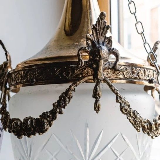 Candelabru stil Ludovic XVI