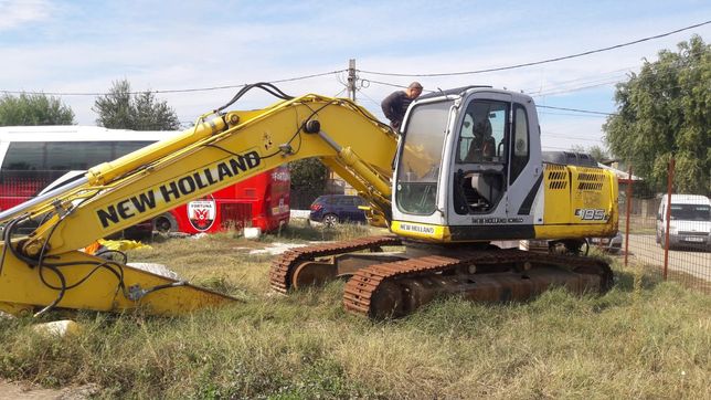 Dezmembrez Excavator New Holland Kobelco E195B, an 2007
