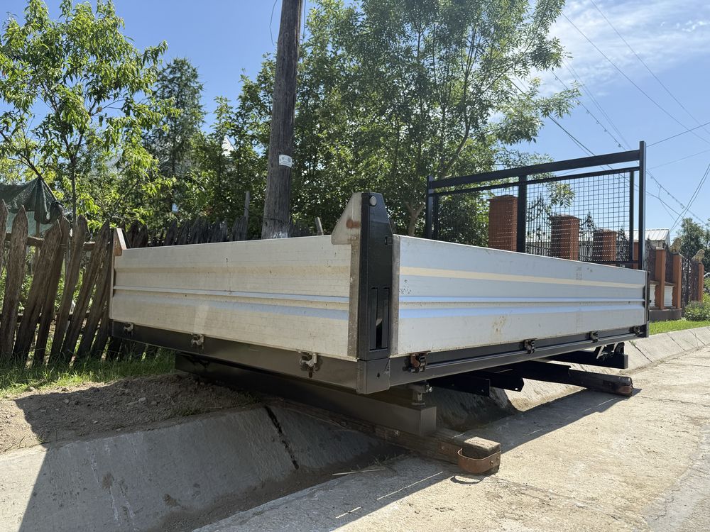 Bena basculabila iveco daily