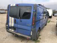 Dezmembrez Renault Trafic 1,9 diesel 100dci