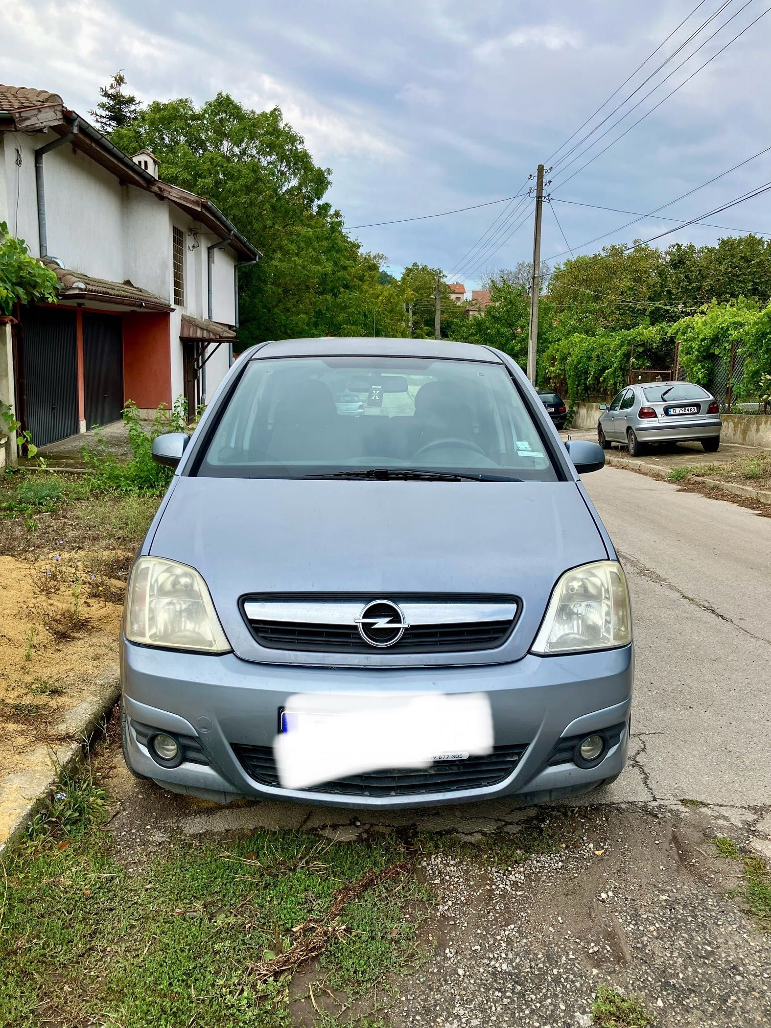 Продавам Opel Meriva 1.6