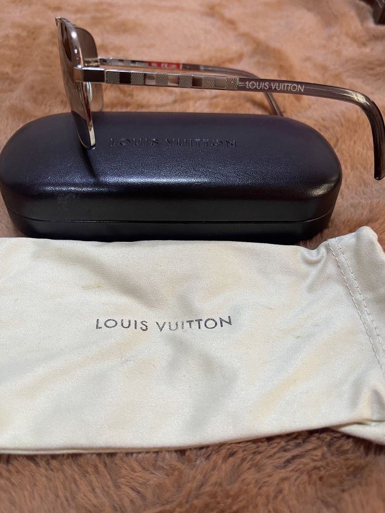 Louis Vuitton Attitude