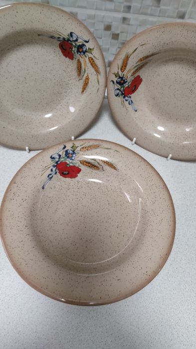 Farfurii adânci din ceramică românească