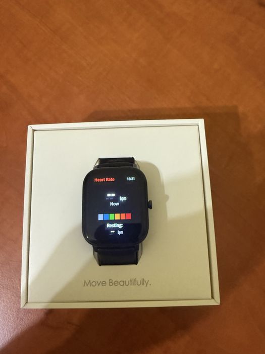 Смарт часовник.Супер запазен.