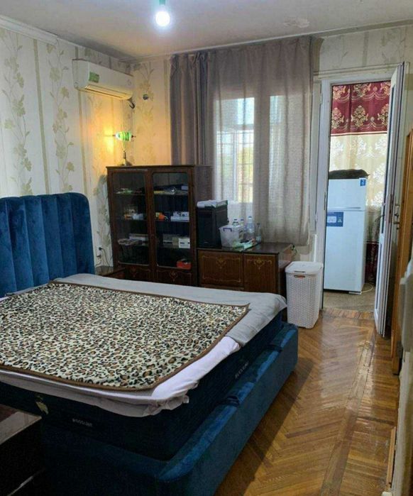 Квартира продаётся Чиланзар 14 квартал 1в2/4/4 балк 1,5*6 чупон ота ул